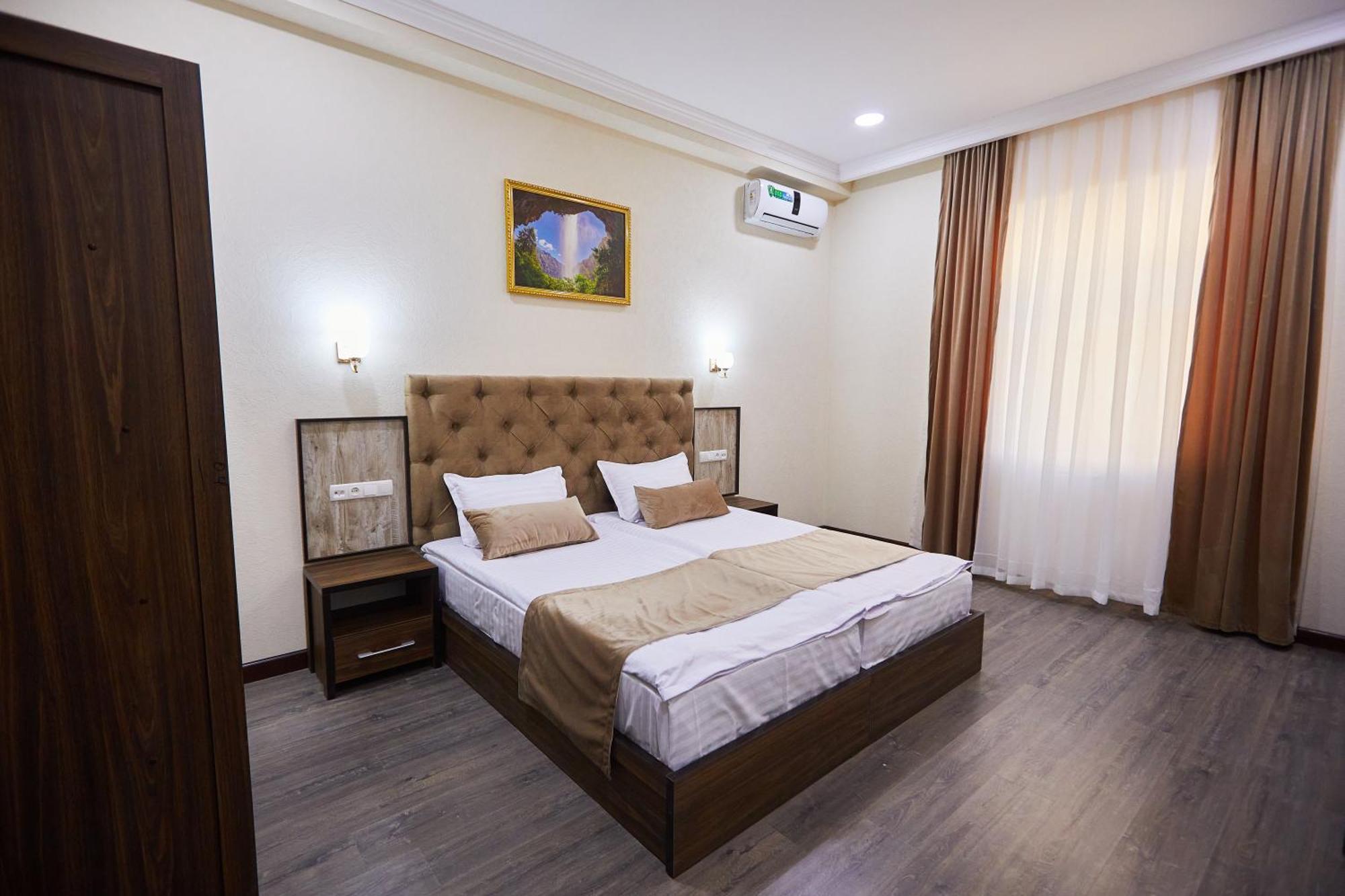 Hotel Grand ART Taschkent Exterior foto