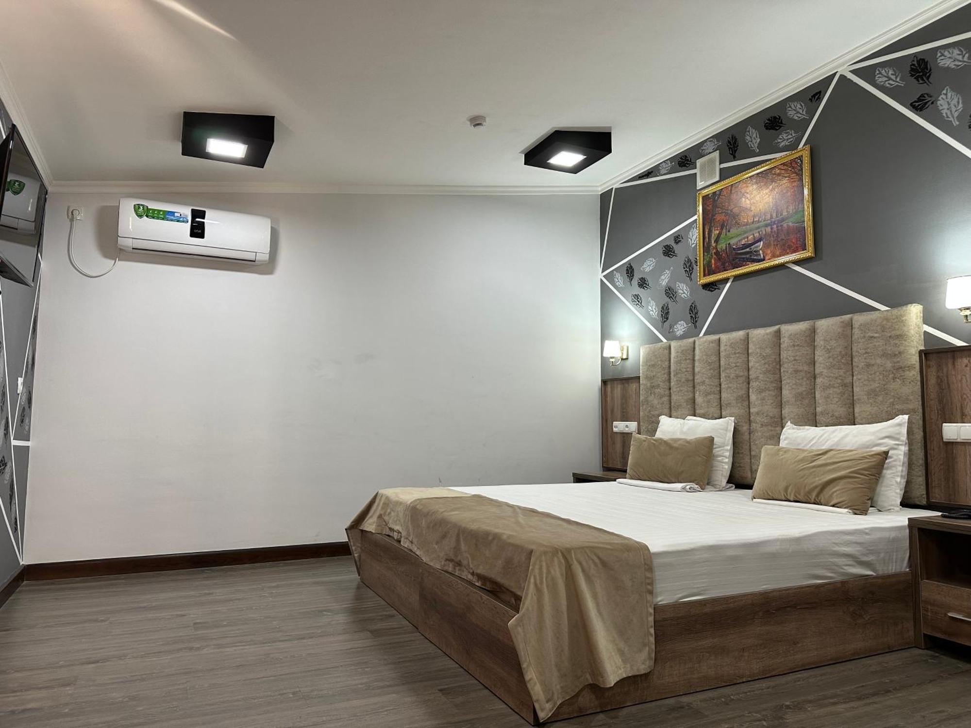Hotel Grand ART Taschkent Exterior foto